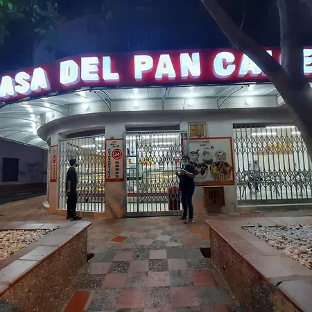 Alojamiento Guadalupe 101 Medellin Exterior photo